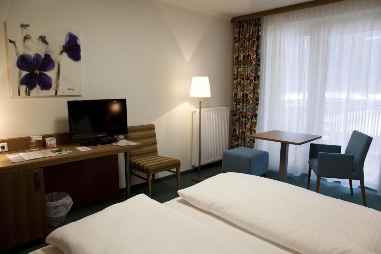 Gesundheits- & Wellness Resort Oberzeiring Eksteriør billede